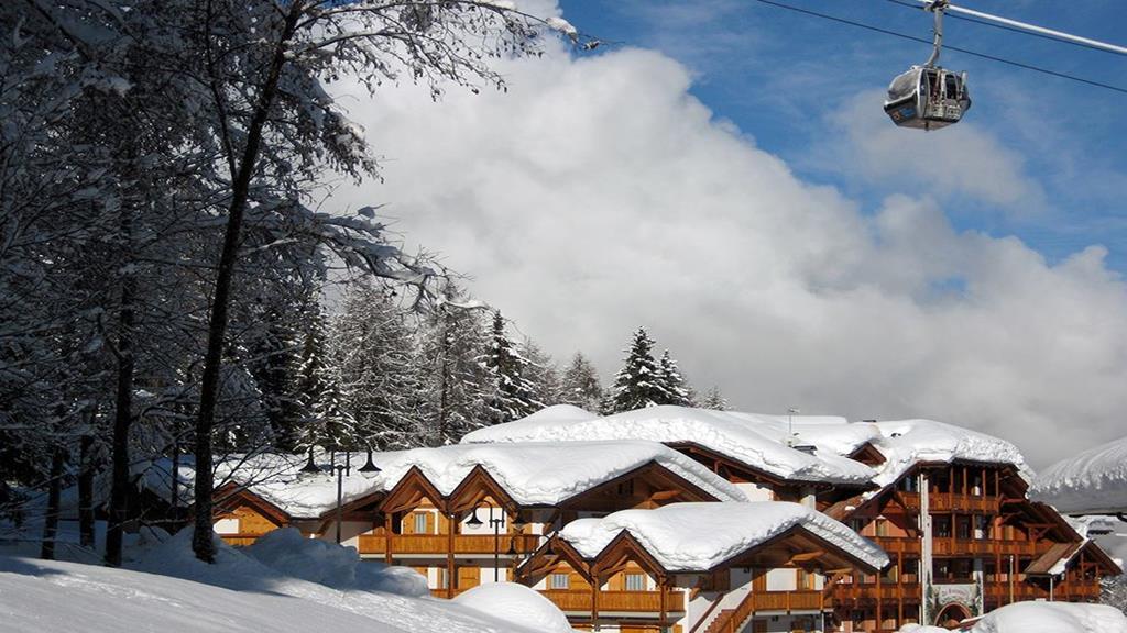 Hotel Dal Bracconiere Folgarida Exterior photo